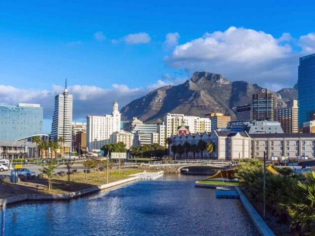 post_capetown_02 https://traviator.ro/wp-content/uploads/2018/08/post_capetown_02-640x480.jpg